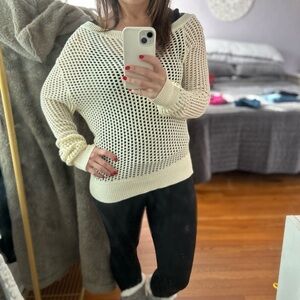 Women’s cream sweater size small - Like New